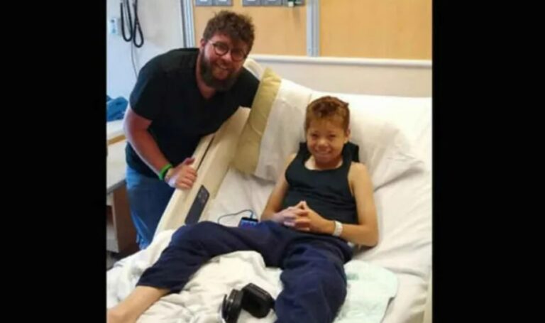 What this teacher did to his sick student, restored my faith in humanity