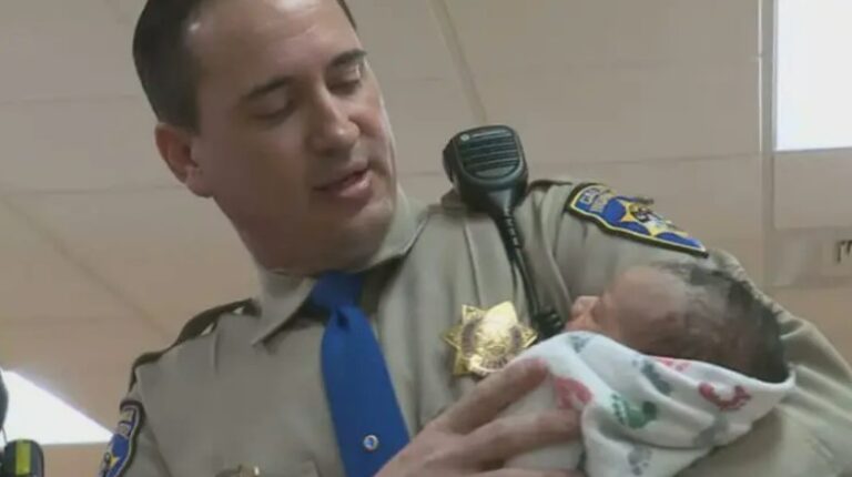 Officer Revives Newborn Baby Who Isn’t Breathing After He’s Born On The Side Of The Road